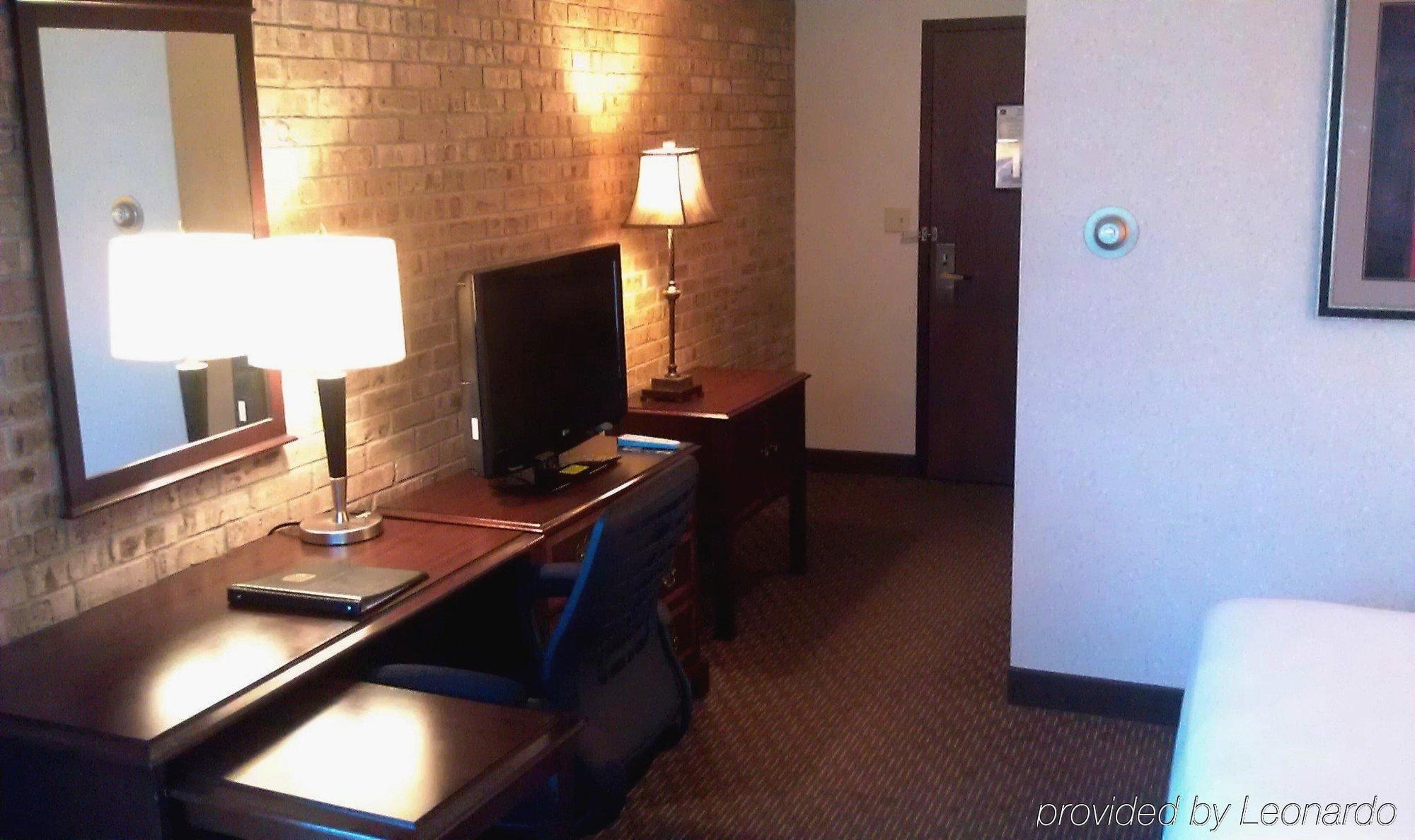 Clock Tower Resort And Conference Center - Rockford Quarto foto